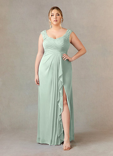 Empire Plus Size Mother of the Bride & Groom | Azazie UK
