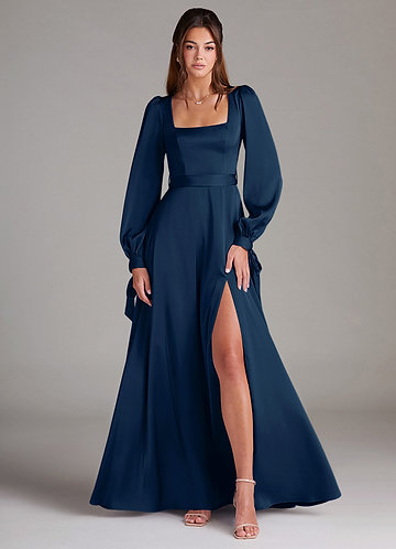 Azazie Leonia Robes Demoiselle d'honneur Robe Trapèze en Satin extensible Manche longue Bleu Marine Foncé image1