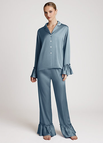 front Azul Polvoriento Conjunto de pijama ligero de satén con volantes