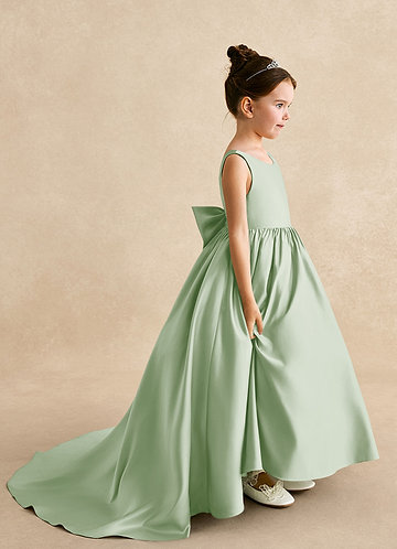 Azazie Mimia Robes de Fillette d'Honneur Robe Trapèze en Mat Satiné Arc Vert Sauge image1