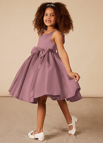 Mauve shop flower girl