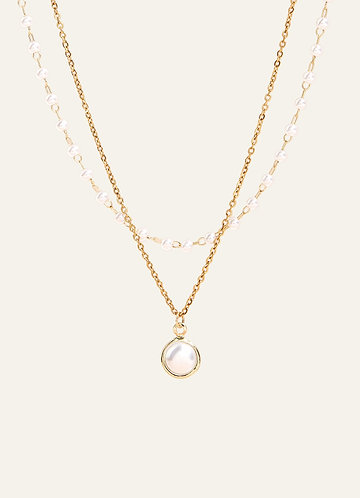 front Charming And Chic Gold Double Pearl Necklace
