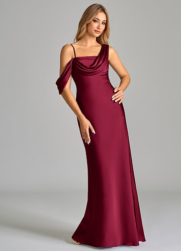 Azazie Celina Bridesmaid Dresses Vestir Borgonha de Cetim elástico de Bainha com Fora do ombro image1