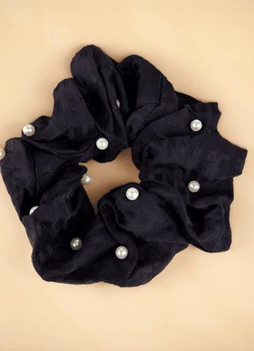 front Pearl Scrunchie