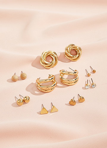 front Chic Earring Set