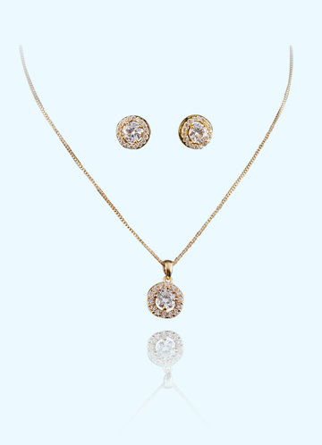 front_Classic Pendant Jewelry Set