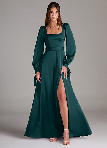 Azazie Leonia Robes Demoiselle d'honneur Robe Trapèze en Satin extensible Manche longue Vert Pin image1
