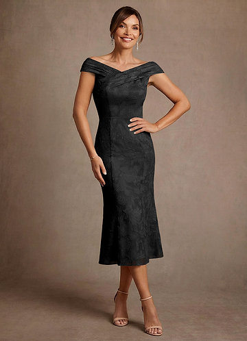 Azazie Keith Mother of the Bride Dresses Vestido Preto de Esgotamento Floral de Bainha com Plissado image1