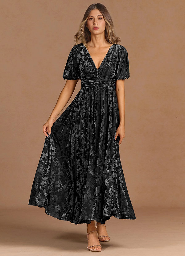Uveline Black Maxi Dress image1