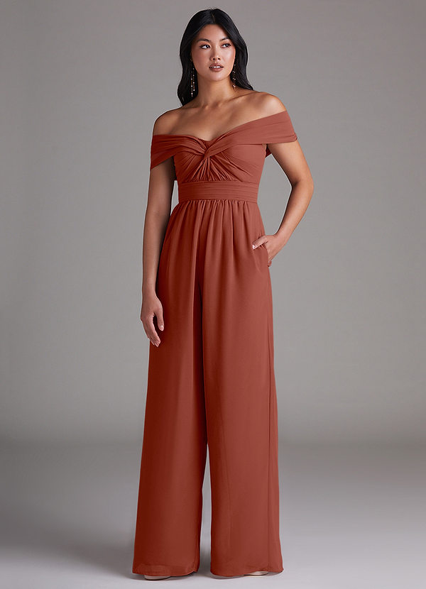Azazie Lamara Robes Demoiselle d'honneur Combinaison Convertible en Mousseline de soie Épaule décolletée Auburn image1