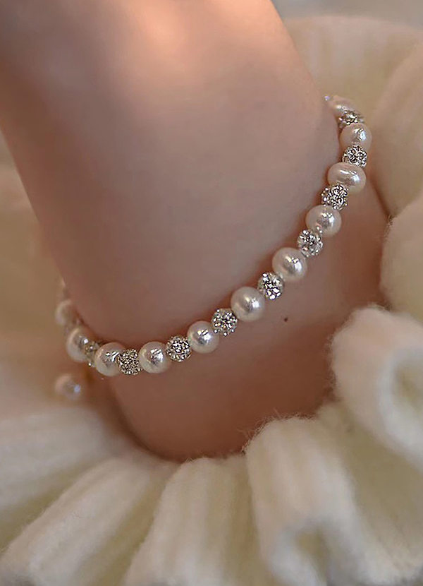 front Queen's Pearls Classic Bracelet