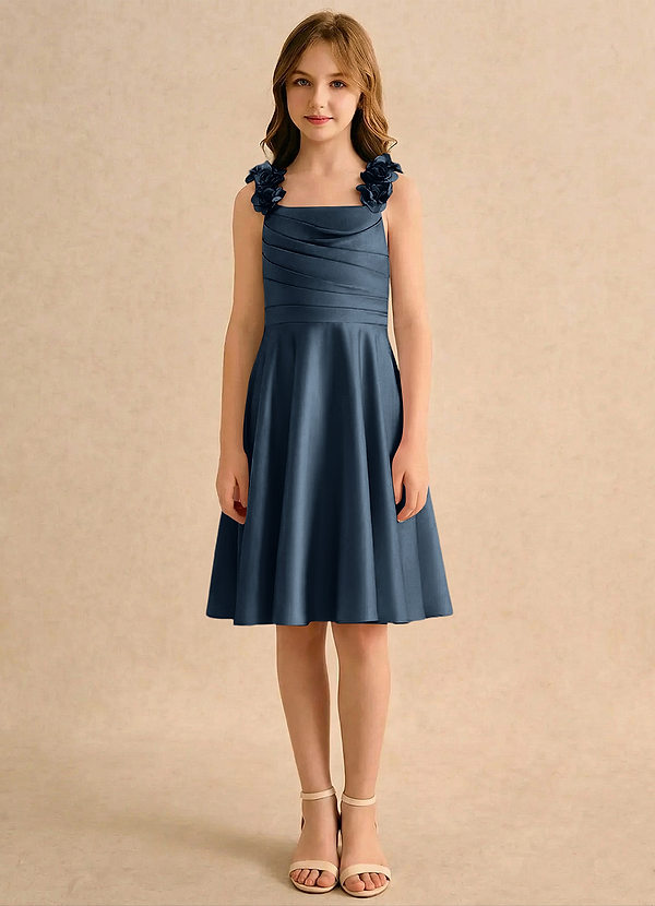 Azazie Resa Girls Formal Blomsterpigekjoler A-Line Plisseret Mat satin Knælængde Kjole image1