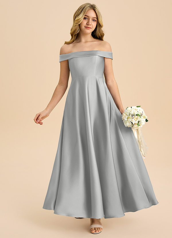 Azazie Sissy Junior Jurk van Stretch Satijn met A-Lijn Off the Shoulder Zilver image1