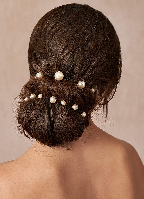 front Singular Pearl Hairpins Set