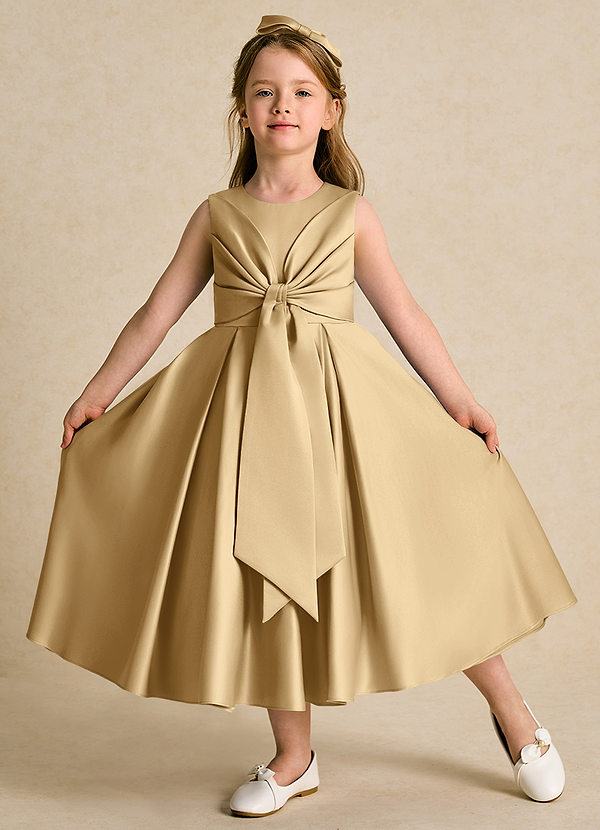 Azazie Lady Vestidos de Niña de Flores Vestido de Oro de Satin Mate de Corte En A con Plisado image1