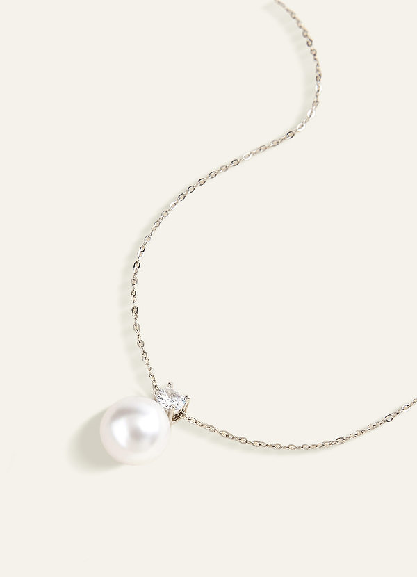 front Pearl And Rhinestone Pendant Necklace