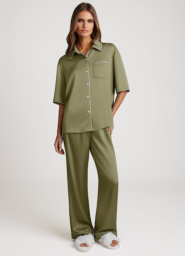 front 피스타치오 대조적인 색상으로 마감된 파자마 세트