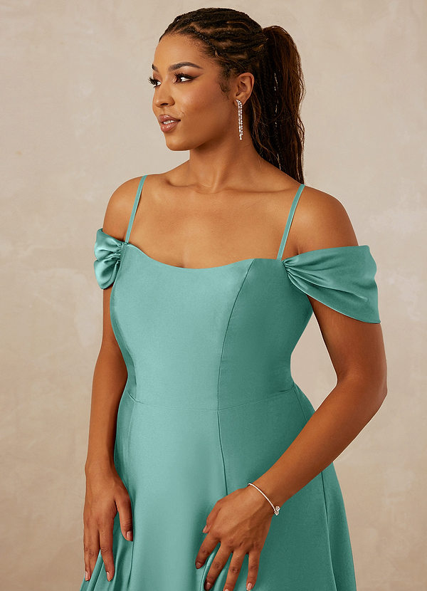 Christian Siriano Bridal for Azazie 1002 Robes Demoiselle d'honneur Robe Trapèze Convertible en Satin extensible Épaule décolletée Aqua image1