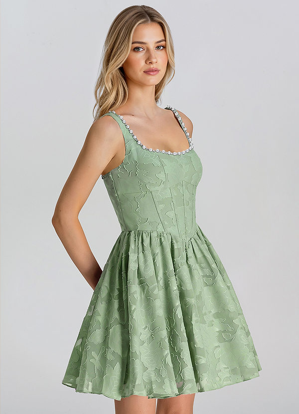 Mignonette Verde Claro Minivestido de Línea A con Perlas y Efecto Burnout image1