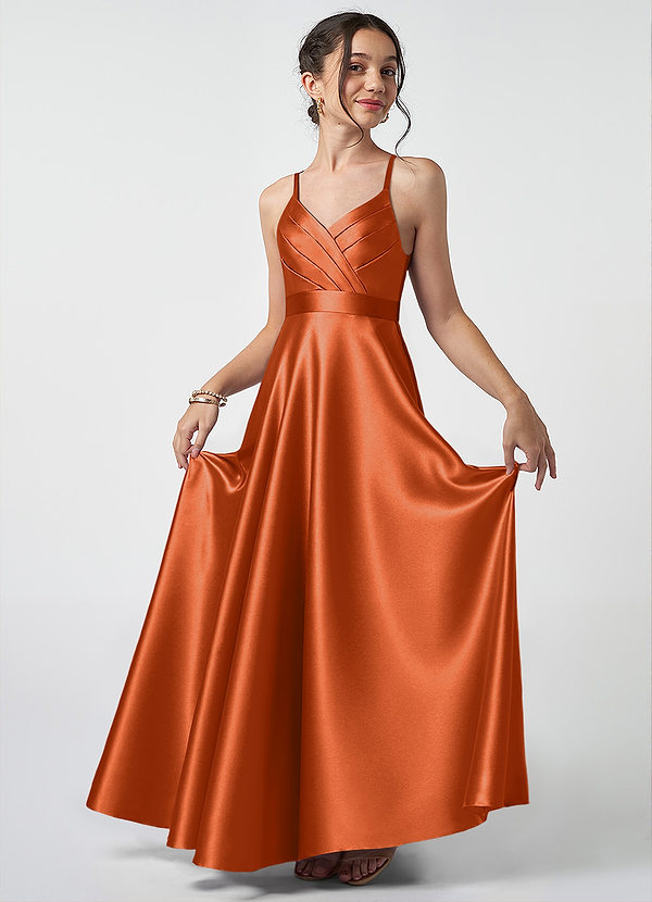 Azazie Avelina Junior Robe Trapèze en Satiné métallisé Plissée Orange Brûlée image1