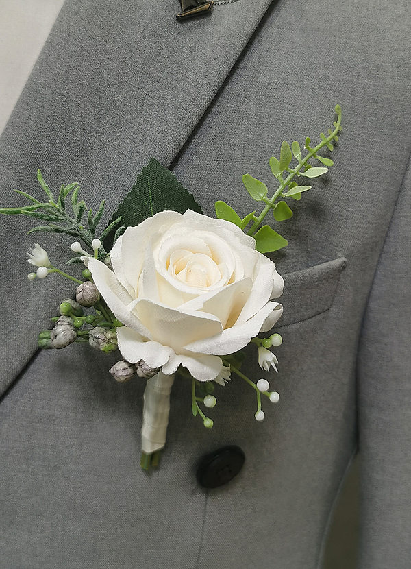 front Classic White Boutonniere
