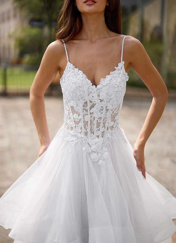 Spitze White A-line V Neck Sheer Lace Corset Ruffle Prom Dress image1