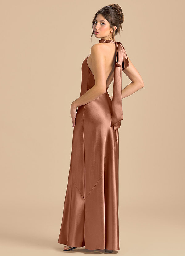 Azazie Velli 신부 들러리 드레스 쉬스 하이넥 메탈릭 새틴 바닥 길이 드레스 image1