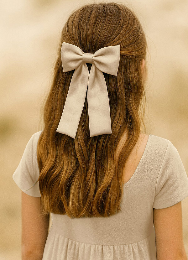 front Juego de pinzas para el cabello con lazo de satén para niñas