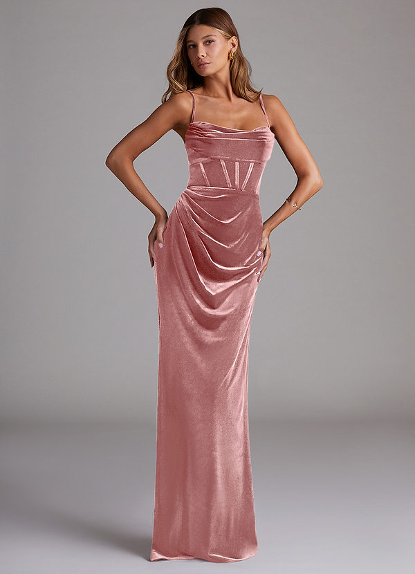 Azazie Mai Robes Demoiselle d'honneur Robe Fourreau en velours Encolure en Forme de Cœur Rose Poussiéreuse image1