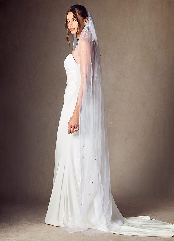 front Jenna Pearl Chapel Length Veil