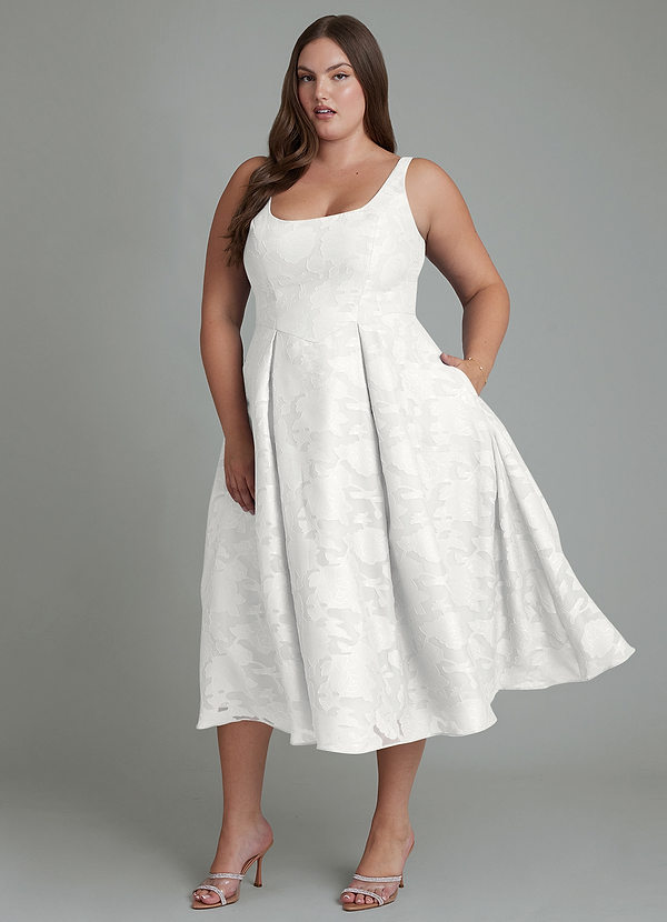 Azazie Amalie Bridesmaid Dresses Klänning av A-linje i Blommig Utbrändhet Plisserad Vit image1