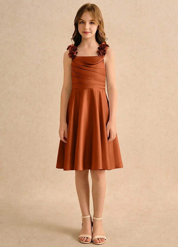 Azazie Resa Girls Formal Sukienki dla dziewczynek sypiących kwiaty Linia A Pofałdowany Matowy satynowy Długość do kolan Sukienka image1