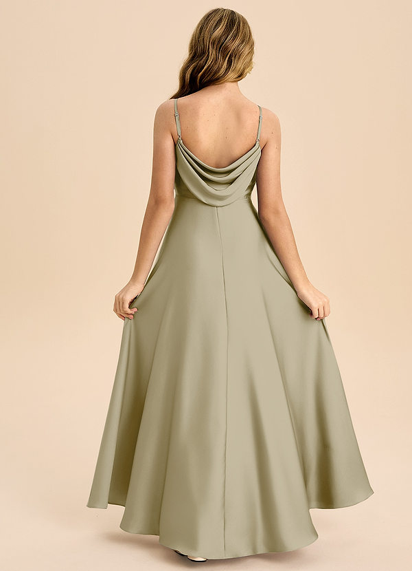 Azazie Bug Junior Robe Trapèze en Satin extensible Plissée Vert Mousse image1