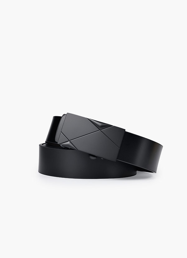 Men's Textured Leather Modern Box Buckle Belt front