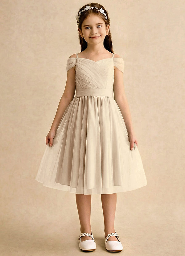 Azazie Lila Girls Formal Robes de Fillette d'Honneur Robe Trapèze en Tulle Épaule décolletée Champagne image1