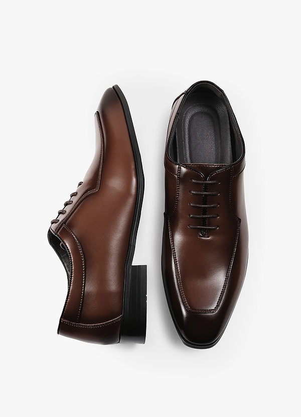 front Klassiska herrskor i splitläder