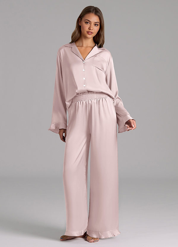 front Bijpassende kleur geplooide satijnen pyjamaset met lange mouwen