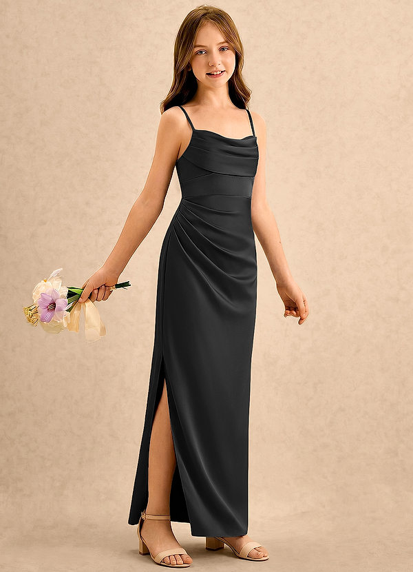 Azazie Mai Junior Vestido Negro de Satén Elástico de Corte Recto con Escote corazón image1