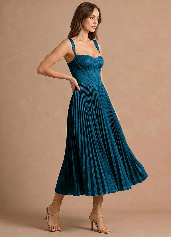 Isonelle Navy Black Midi Dress image1