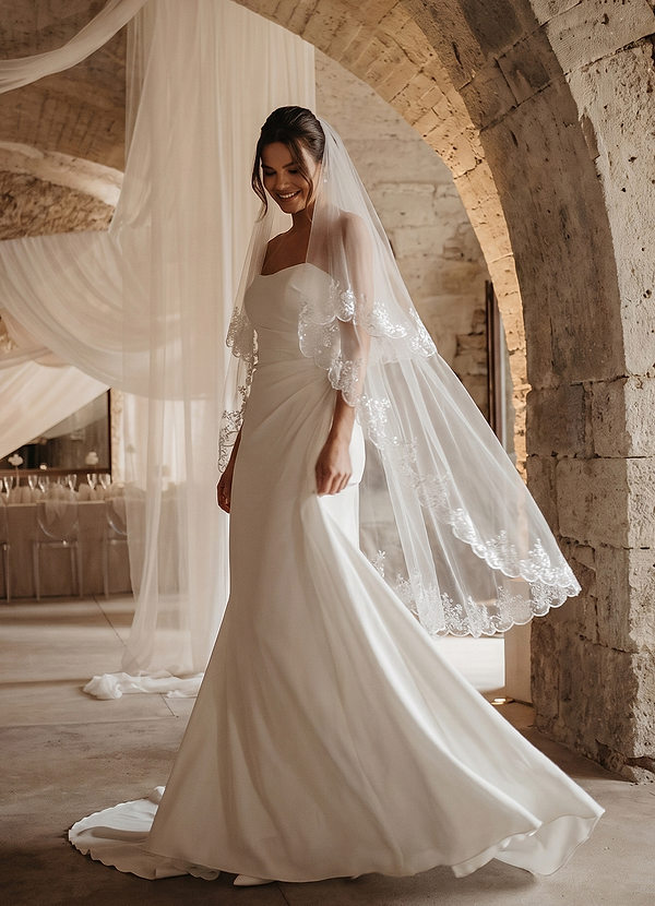 front Estelle Floral Lace Waltz Veil