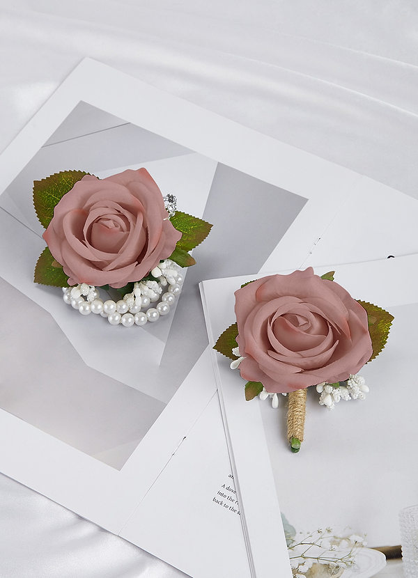 front Conjunto de dos piezas de ramillete y boutonniere