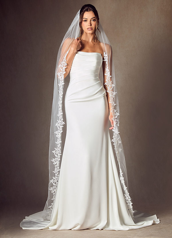 front Cordelia Flower Lace Chapel Length Veil