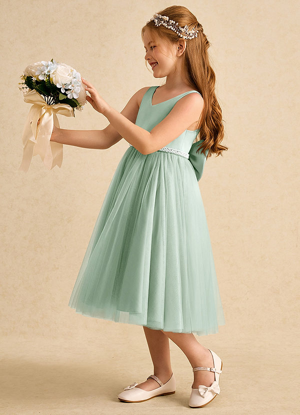 Azazie Firefly Blumenkinder Kleider A-Linie Schleifen Matte Satin Kleid Agave image1