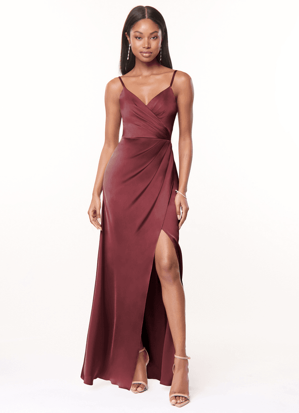 Azazie Maci Robes Demoiselle d'honneur Robe Trapèze en Satin extensible Col V plissé Merlot image1