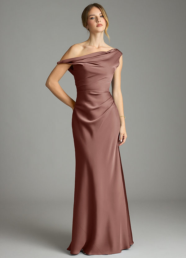 Azazie Emerson Robes de demoiselle d'honneur Robe Sirène en Satin extensible Épaules dénudées Expresso image1