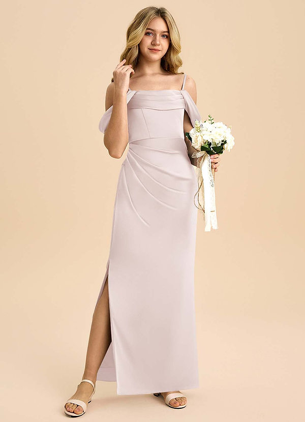 Azazie Saige Junior Robe Fourreau en Satin extensible Épaule décolletée Rose Pâle image1