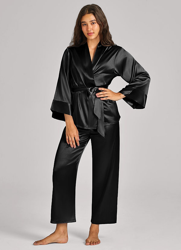 front Conjunto de pijama com cinto frontal e cetim combinando