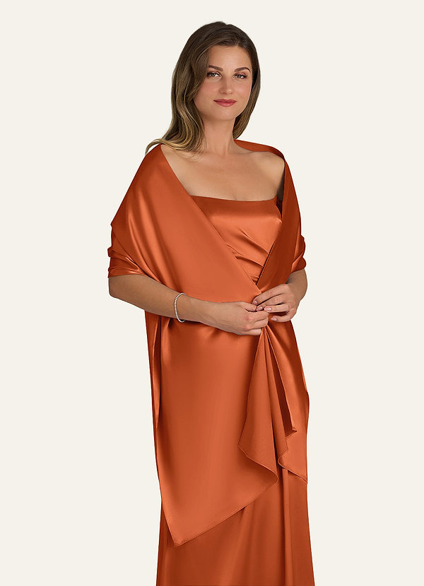 front Azazie Chal De Satén Metalizado Irlanda En Colores A Juego