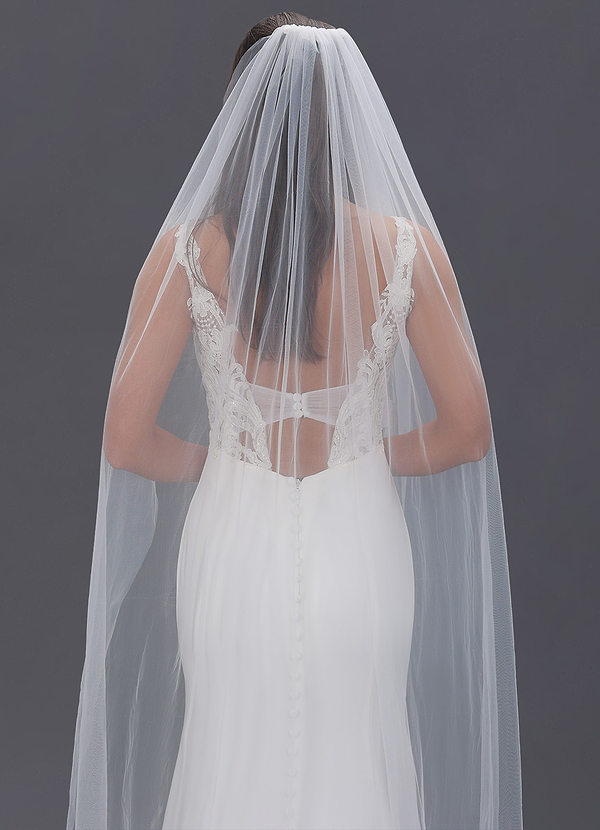 front Talia Chapel Length Veil