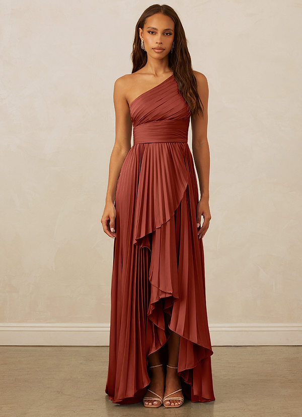 Christian Siriano Bridal for Azazie 1008 Robes Demoiselle d'honneur Robe Évasée À Une Épaule Plissée En Satin Extensible image1